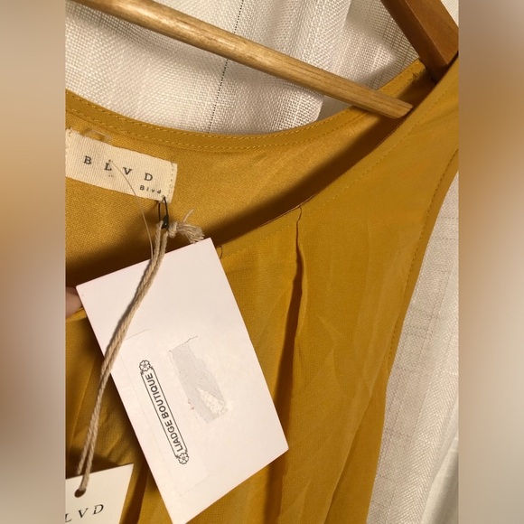BLVD Mustard Asymmetrical Dress size Large NWT - Picture 12 of 15